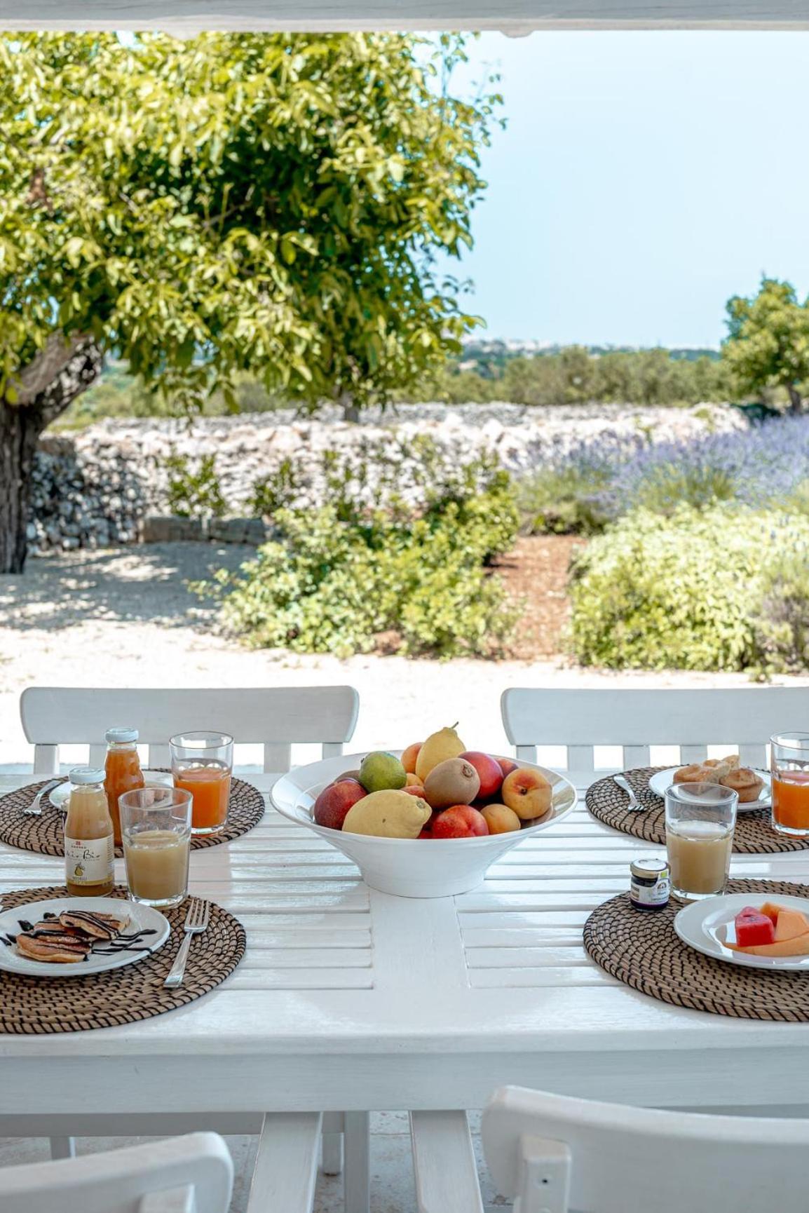 Masseria Pavone Martina Franca Exterior photo